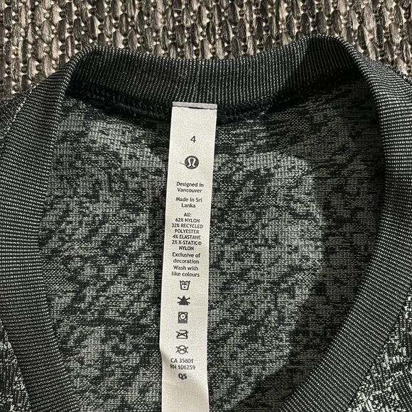Lululemon Swiftly Breathe long sleeve - Picture 3 of 5